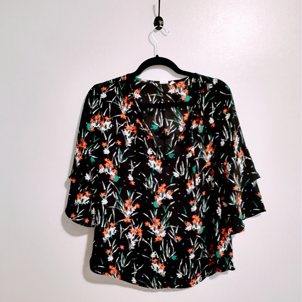 Gap floral ruffle blouse size small